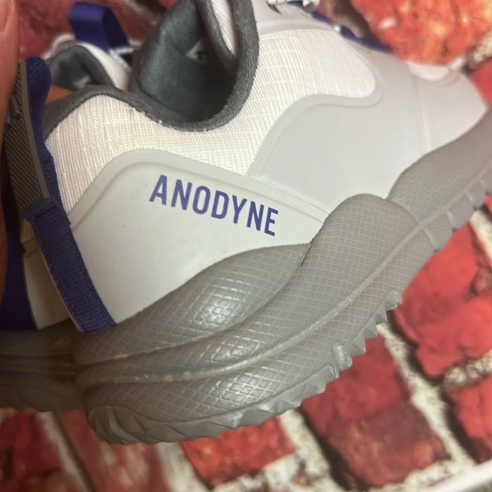 Anodyne Women's White Blue Sneakers Size 6W